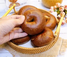#2022烘焙料理大赛烘焙组复赛#碱水贝果的做法