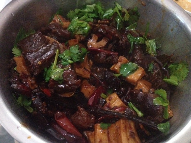 笋子烧牛肉的做法