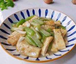 蒜香丝瓜烧豆腐的做法