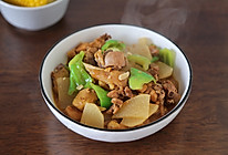 #流感季饮食攻略#营养美味又补气的白萝卜炖鸡的做法