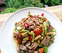 炒牛肉的做法