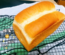 蜂蜜炼乳早餐吐司的做法