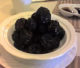 滋补养颜·醉黑枣的做法