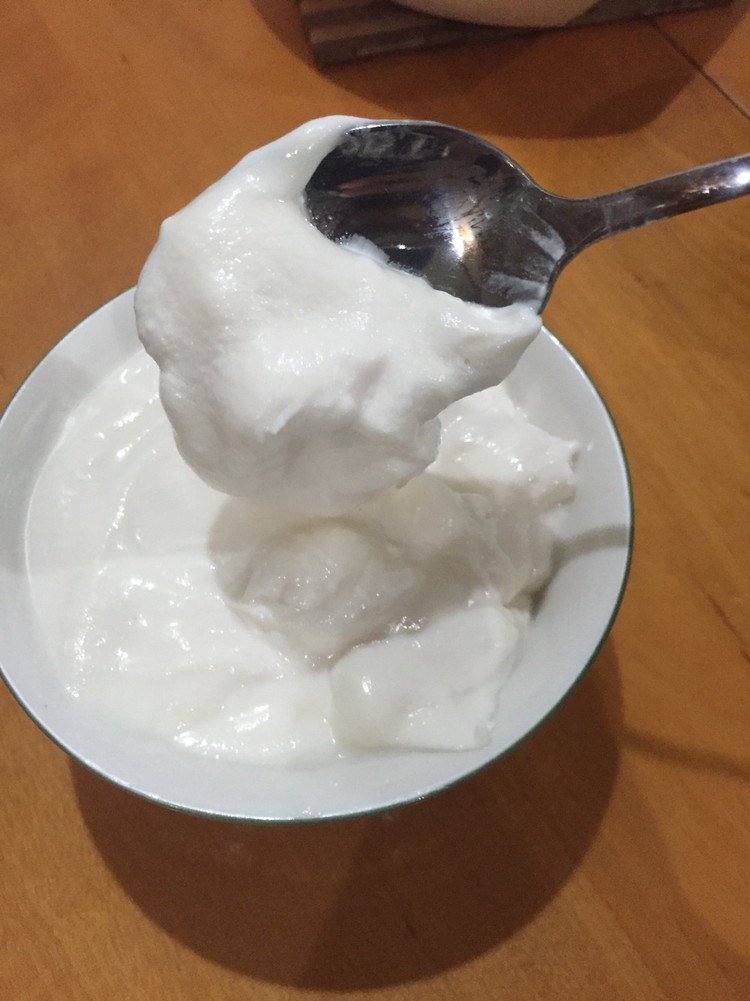 蜂蜜核桃酸奶的做法