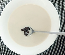 自制红豆奶茶的做法