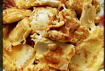 鸡蛋煎乳饼的做法