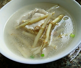 鱼腥草肉片汤的做法