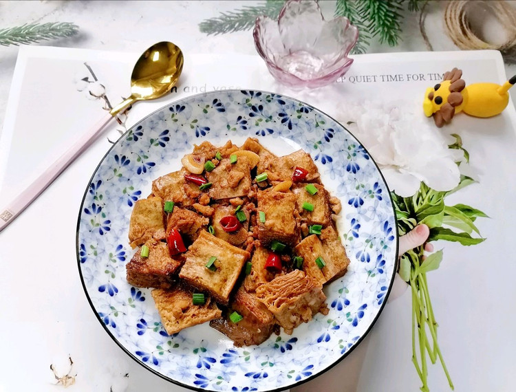 麻辣冻豆腐的做法