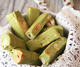 抹茶牛轧糖+#单挑夏天#的做法