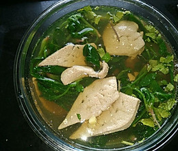 菠菜猪肝养身汤的做法