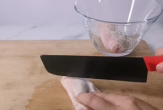 蜜汁鸡翅的做法