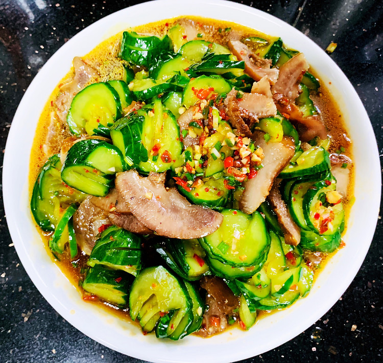 凉拌猪头肉（附卤肉）的做法