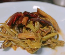 云南菜~豆鼔蕨菜炒茄子的做法