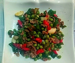 豌豆炒肉的做法