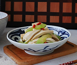 #元宵节美食大赏#【西芹拌千叶豆腐】的做法