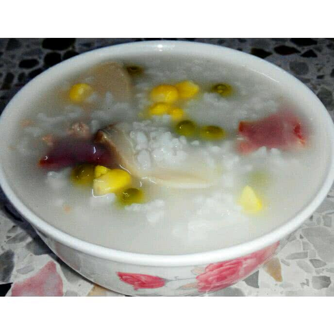 每日一粥:金华火腿菌蔬粥的做法
