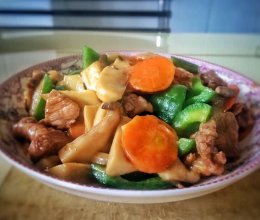 杏鲍菇胡萝卜青椒炒肉的做法