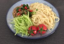 香菇肉酱面的做法