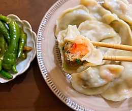 猪肉韭菜虾仁水饺的做法