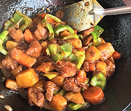 土豆炖肉的做法