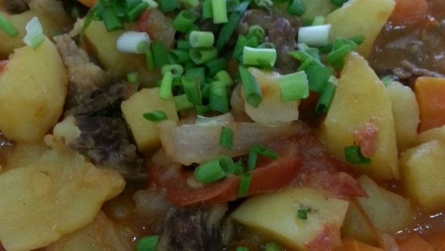 土豆顿牛肉（牛腩）的做法