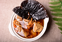 【小森妈妈菜谱】灵芝虫草花炖水鸭的做法