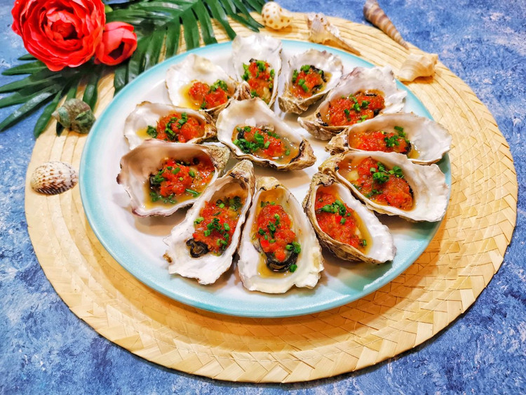 蒜香生蚝(附万用蒜蓉酱做法)的做法