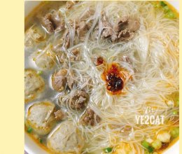 酸辣牛肉米粉汤的做法