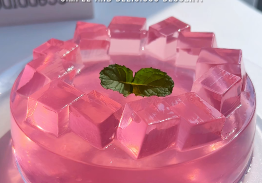 蓝莓粉果冻蛋糕🌸粉嫩治愈的做法