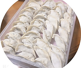 槐花饺子～妈妈做菜de味道的做法