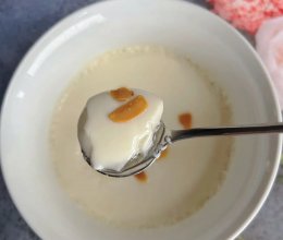 红楼梦中的美食：糖蒸酥酪（酒酿牛奶）的做法