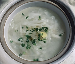 素素的鲜香白萝卜汤的做法