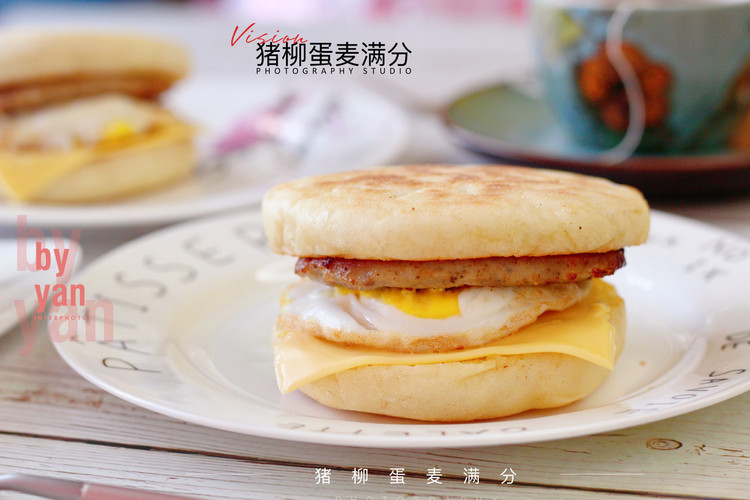 复刻M记经典早餐--猪柳蛋麦满分的做法