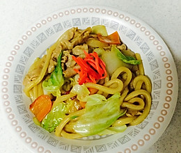 日式炒乌冬面（焼うどん）的做法