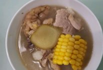 铁棍山药玉米煲鸡的做法
