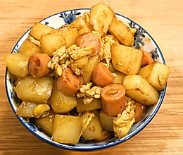 糖醋土豆火腿肠的做法