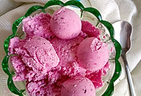 火龙果冰淇淋的做法