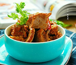 红酒炖牛腩的做法