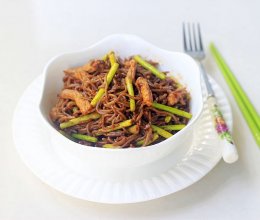酱炒荞麦面的做法