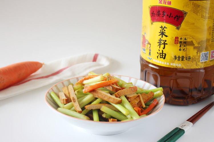 【蒜苔炒香干】家常味的做法