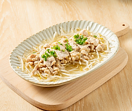 家常鲜食#豆芽蒸肉片的做法