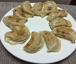 猪肉饺子的做法