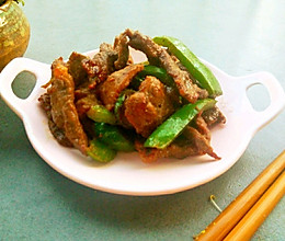 牛肉炒灯椒#春天不减肥，夏天肉堆堆#的做法