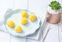 南瓜一口小花卷的做法