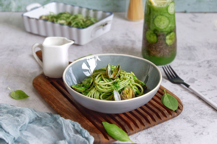 菠菜青酱海鲜意面的做法