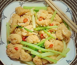芹菜油豆腐的做法