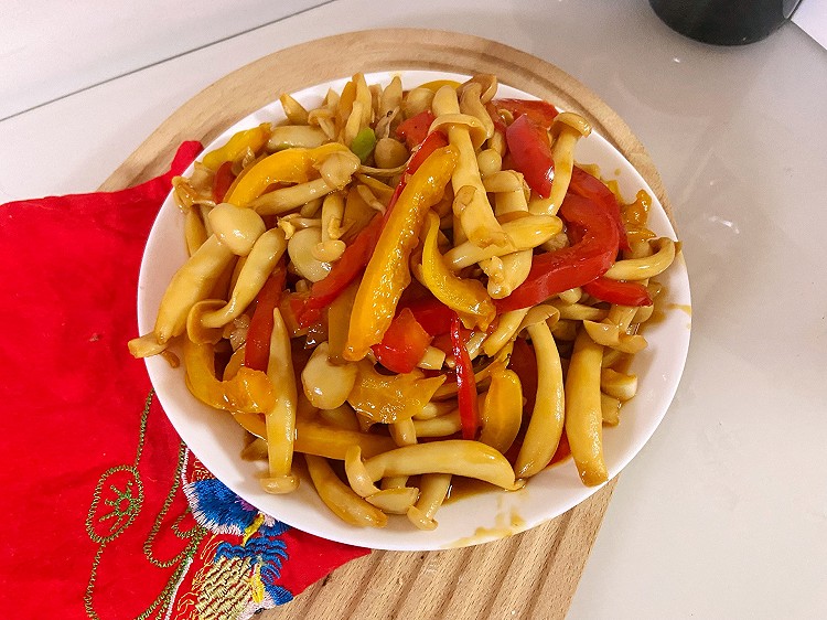 炒白玉菇的做法