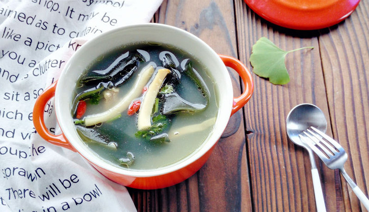 海带响螺煲的做法