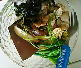 酸汤肥牛米线-(宝宝简版)的做法