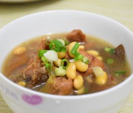 黄豆炖排骨的做法